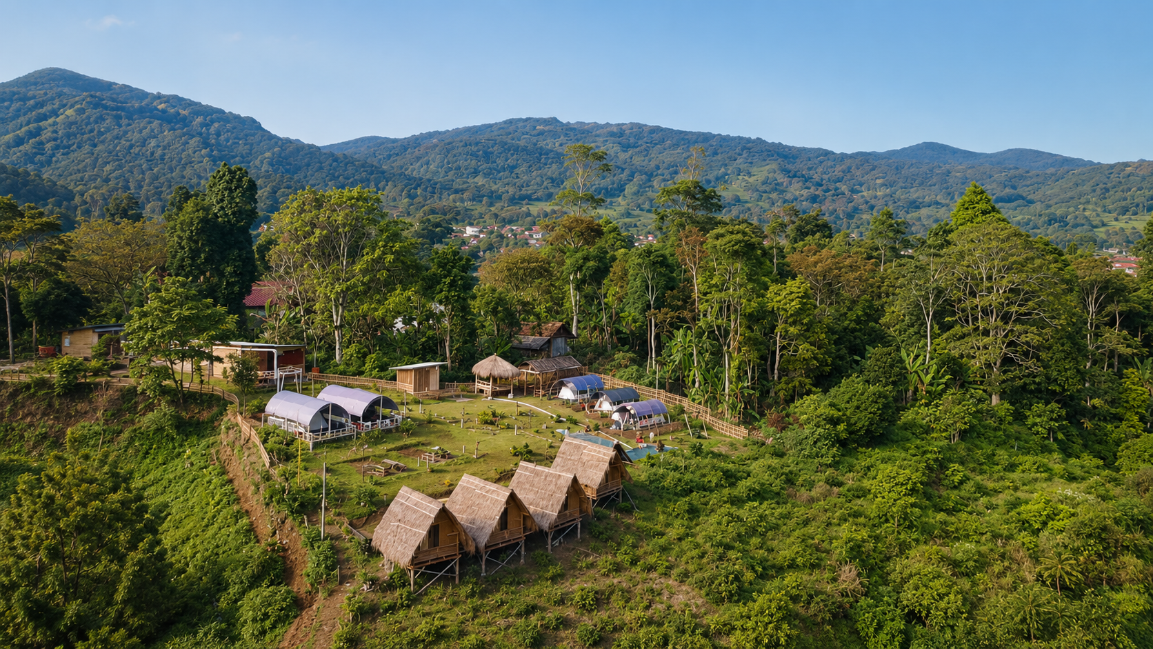Intip Glamping Tipe Jumbo di Saung Gunung Panineungan