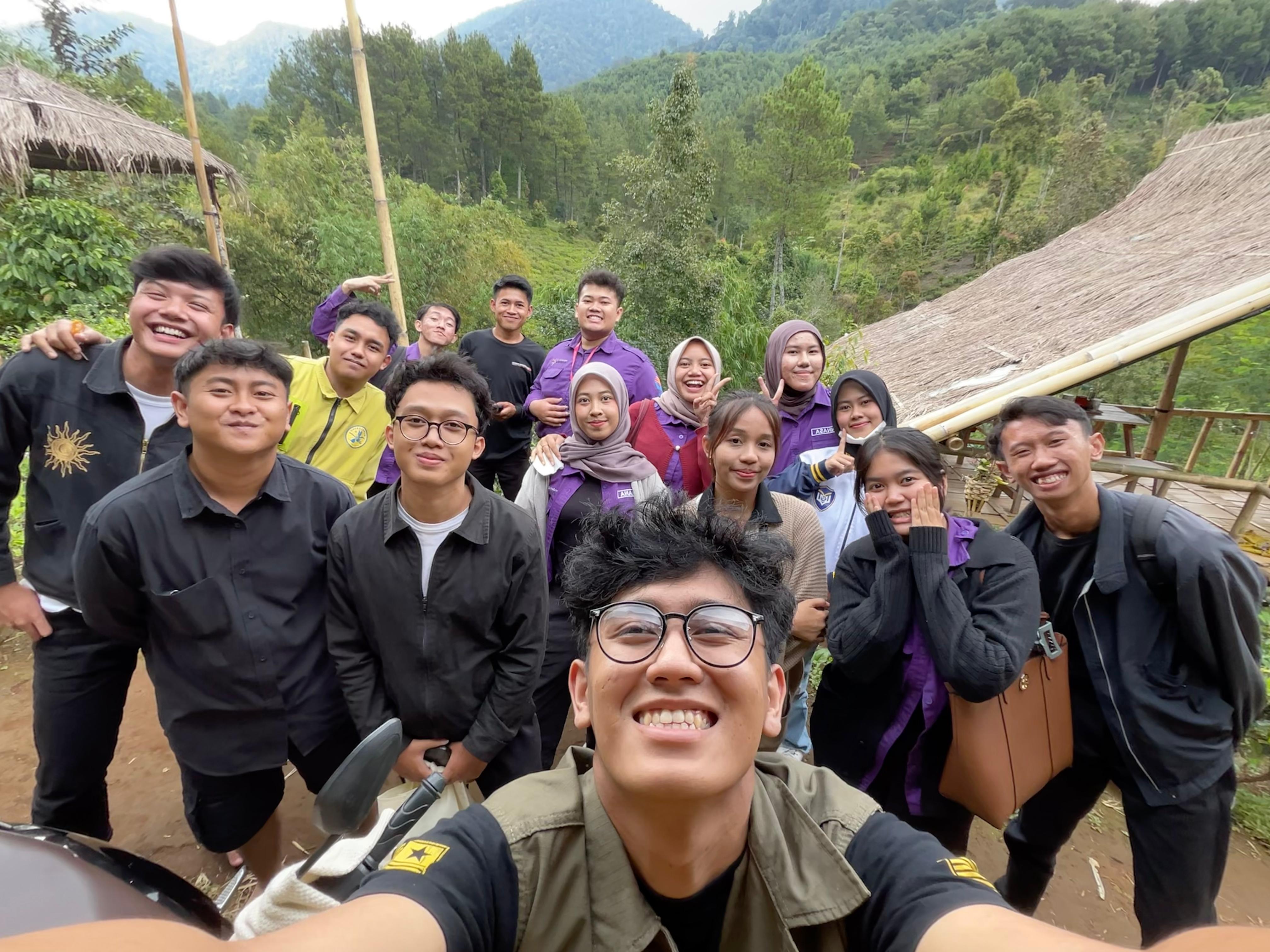 Galeri Saung Gunung